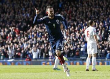 Escocia 6 - Gibraltar 1
Steven Fletcher
