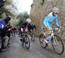 Nibali da todo un recital en la ascensión y gana la carrera