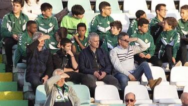 Mourinho no desconecta ni en su primer fin de semana libre