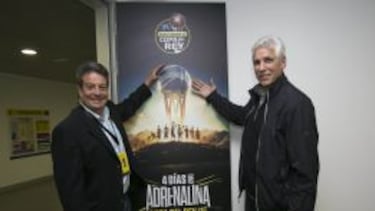 Carmelo Cabrera y Walter Szczerbiak.