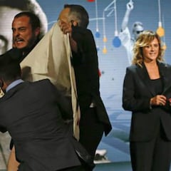 Tres espontáneos irrumpen en el Festival de San Sebastián