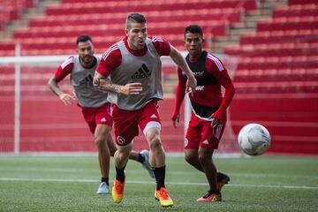 Greg Garza jugó en Xolos y despíes se fue a la MLS con Atlanta. Ahora regresa con Xolos.