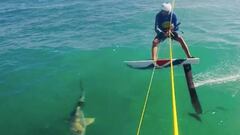 Alex Soto, Hydrofoil contra un tibur&oacute;n