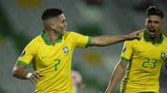 Brasil derrota a Per&uacute; con gol de Paulinho