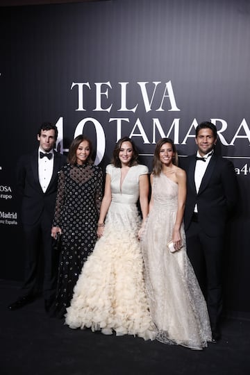 Íñigo Onieva, Isabel Preylser, Tamara Falcó, Ana Boyer y Fernando Verdasco.