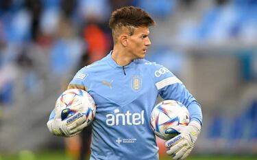 Tres porteros van por la titularidad en Pumas