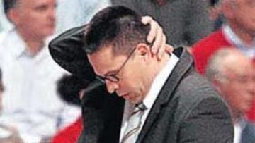 <b>EN LA PICOTA. </b>La mala racha preocupa a Pedro Martínez.