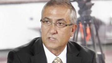 Manzano pide al equipo que se aisle de los problemas del Atlético