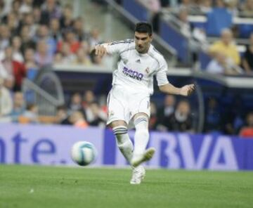 6. Partido del 17 de junio de 2007 entre el Real Madrid y el Mallorca. El Real Madrid ganaría la Liga la última jornada en el Bernabéu con dos goles de Reyes y uno de Diarra (3-1).