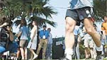 <b>EN EL OJO DEL HURACÁN. </B>Rudy Völler se toma con filosofía los rumores de una posible destitución