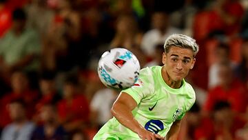 Soccer Football - LaLiga - RCD Mallorca v FC Barcelona - Estadi Mallorca Son Moix, Palma de Mallorca, Spain - August 16, 2025 FC Barcelona's Gavi in action REUTERS/Francisco Ubilla