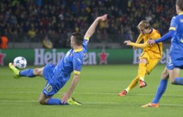 0-1. Rakitic marc¨® el primer tanto.