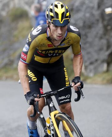 Primoz Roglic durante la etapa de hoy.  