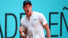 Kyle Edmund celebra un punto ante David Goffin en su partido de octavos de final del Mutua Madrid Open.