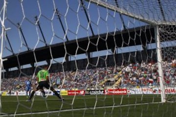 Jean Beausejour logr&oacute; la segunda cifra para los albos ante O&#039;Higgins.