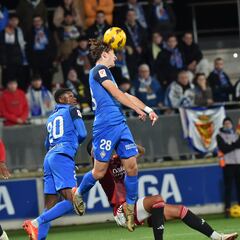 La defensa azul pasa al ataque