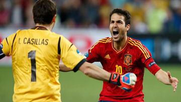 El 'zasca' de Cesc Fàbregas a Casillas tras felicitar a Beckham