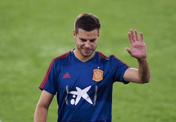 SEVILLE, SPAIN - OCTOBER 14:  Cesar Azpilicueta of Spain trains during the Spain Training Session ahead of their UEFA Nations League match against Spain at Estadio Benito Villamarin on October 14, 2018 in Seville, Spain.  (Photo by Aitor Alcalde/Getty Ima