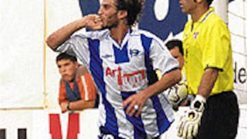 <b>GANAR FUERA</b>. Iván Alonso será una de las bazas de Mané para vencer en el Ruiz de Lopera.