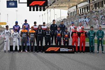 Foto grupal de los pilotos antes del inicio del Gran Premio. 