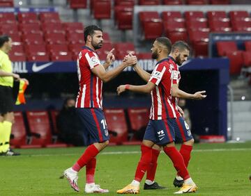 Los jugadores del Atlético celebrando el gol 3-1