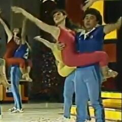 El día que Bonvallet y la Roja del 81 bailaron por la Teletón