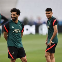 Ronaldinho, seducido por Salah, Mané y Díaz