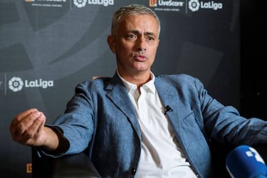 Mourinho no descartaría una oferta a mitad de temporada
