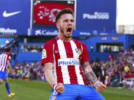 MADRID, SPAIN - MAY 06: Saul Niguez of Atletico de Madrid celebrates scoring their opening goal during the La Liga match between Club Atletico de Madrid and SD Eibar at Estadio Vicente Calderon on May 6, 2017 in Madrid, Spain. (Photo by Gonzalo Arroyo Moreno/Getty Images)