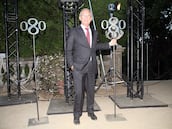 El empresario español, dueño de la multinacional textil Mango, es un habitual de la lista desde hace tiempo. Este año con una fortuna de 2.700 millones de euros.