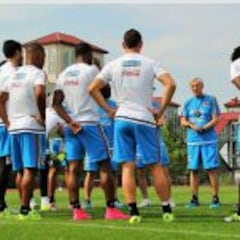 Pékerman tendrá a los 25 jugadores este lunes en la noche