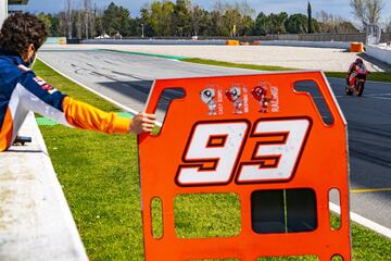 El piloto nacido en Cervera ha realizado un test privado  en el Circuit de Barcelona-Catalunya, es su primer entrenamiento tras la grave lesión que sufrió. La moto utilizada ha sido la RC213V-S, un modelo de Honda imilar a una auténtica MotoGP que entrega una potencia de 215 CV a 10.500 rpm y pesa 160 kilogramos.