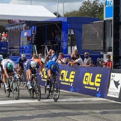 Nizzolo prolonga al esprint el dominio de Italia en Europa