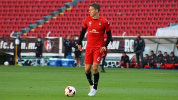 Atlas pierde a su figura para el debut: Julio Furch sufrió fractura