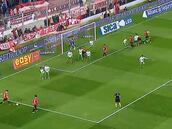 ¡Era golazo! 'Gato' Silva estuvo cerca de amargar a Beccacece