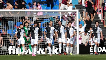 El Eldense celebra un gol ante el Espanyol.
