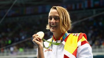 Mireia Belmonte, con su medalla de oro de Río.