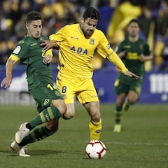 Burgos y Sandaza devuelven la sonrisa al Alcorcón