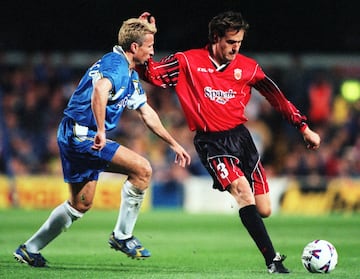 Acabó su extensa y exitosa carrera en el fútbol español jugando cinco años en el Mallorca. Finalista de la Recopa-99 y Campeón de Copa en 2003. Rendimiento siempre muy profesional. Años después entrenador del equipo.