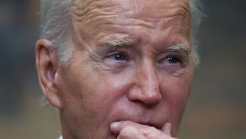 U.S. President Joe Biden pauses as he speaks about his plans for continued student debt relief after a U.S. Supreme Court decision blocking his plan to cancel $430 billion in student loan debt, at the White House in Washington, U.S. June 30, 2023. REUTERS/Leah Millis     TPX IMAGES OF THE DAY