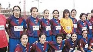<b>LUCHADORAS. </b>Las jugadoras del Levante luchan para proclamarse campeonas de la Superliga.