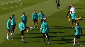 Ramos se exhibe en el entreno: sesión de 'vueltas al mundo'