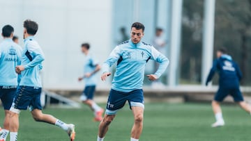 El defensa Javier Manquillo, durante un entrenamiento con el Celta.