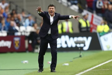 Watford manager Walter Mazzarri