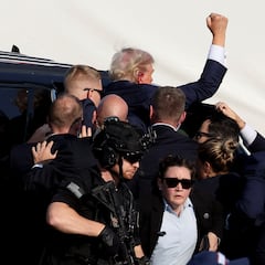 Who is the US Secret Service chief and how did she get to that position?