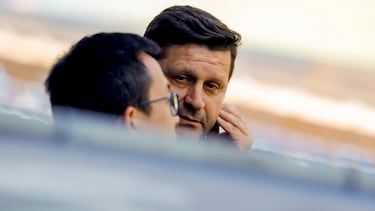 Con Joselu, Montes, dos asistentes ‘vip’ y un ‘nuevo’ Denis Suárez