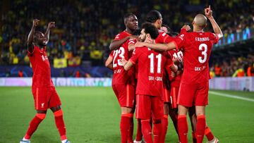 VILLARREAL, SPAIN - MAY 03: Sadio Mane celebrates with teammates Naby Keita, Mohamed Salah, Virgil van Dijk, Thiago Alcantara and Andrew Robertson of Liverpool after scoring their team's third goal during the UEFA Champions League Semi Final Leg Two