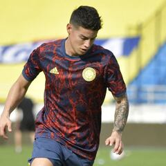 Médico de James explica todo sobre su lesión y rehabilitación