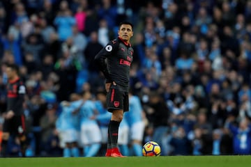 Así fue el ingrato partido de Alexis ante el Manchester City