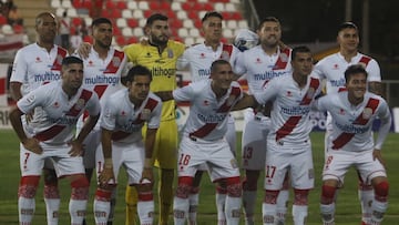 Según La Tercera, los jugadores del conjunto de la Séptima Región fueron llamados por el Seremi de Salud del Maule para señalarles que deben cumplir la medida.